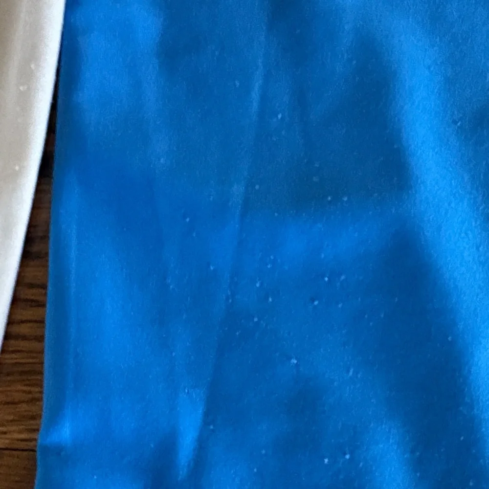 Blue and White Rashguard - Picture 4 of 6